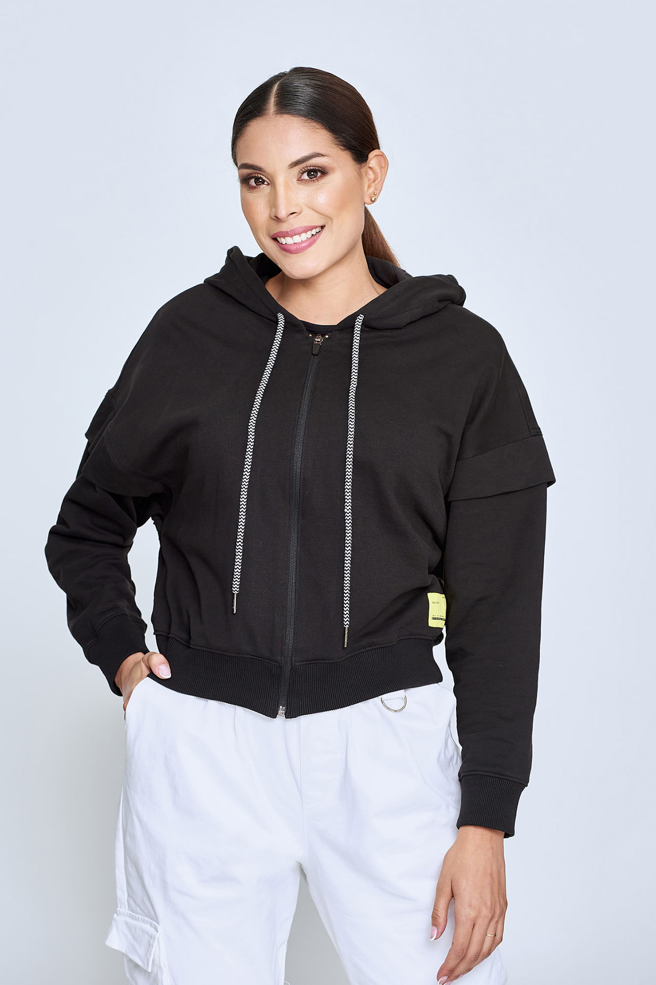 Buzo Abierto Color Negro Para Mujer