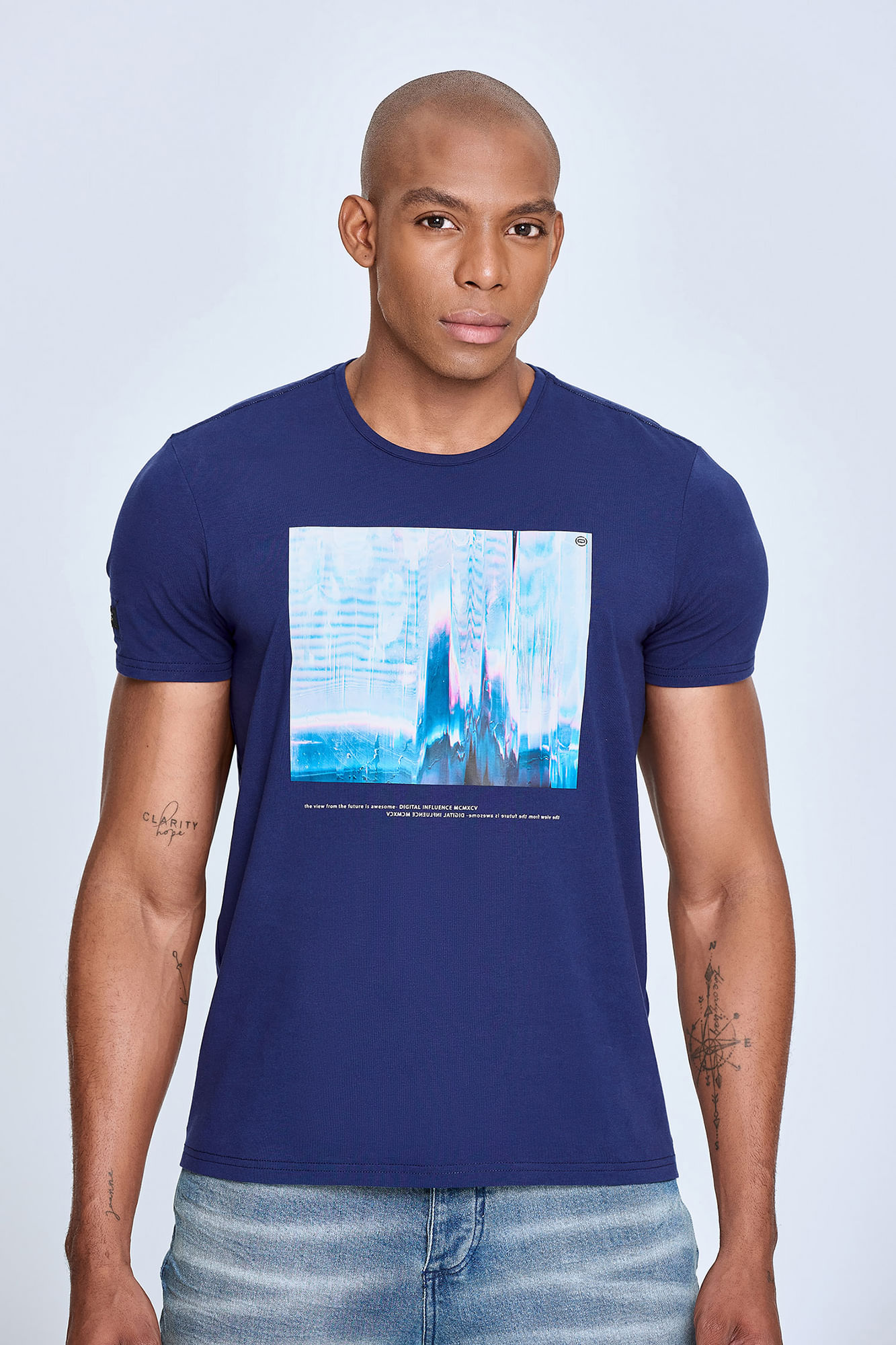 Camiseta Premium Manga Corta Color Azul Profundo Para Hombre