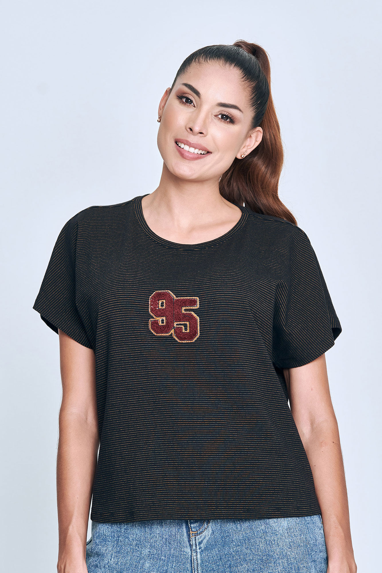 Camiseta Manga Rodada Color Negro Para Mujer