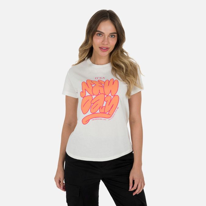 Camiseta Estampado Localizado Color Crudo Para Mujer