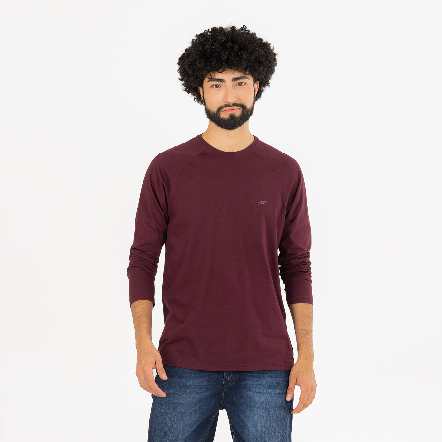 Camiseta Estampado Localizado Color Burgandy Para Hombre