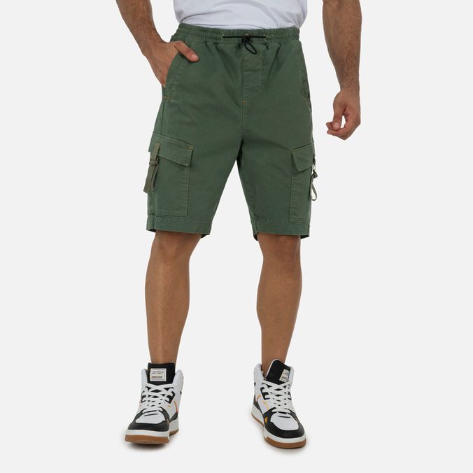 Bermuda Cargo Color Verde Oil Para Hombre